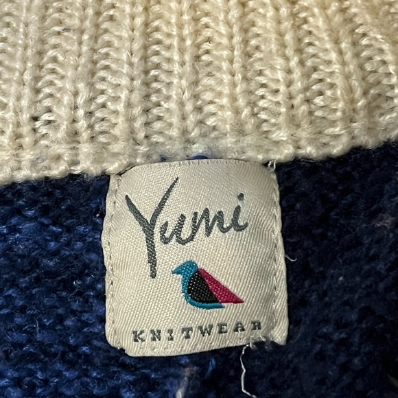 knit sweater - Picture 3 of 3